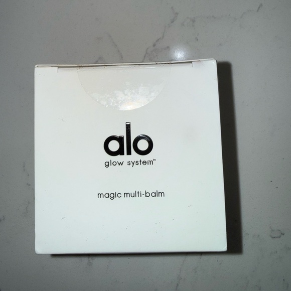 Alo Yoga Magic Multi Balm NIB - Picture 6 of 9